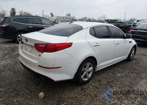 2015 Kia Optima Lx z USA, uszkodzony, nr VIN KNAGM4A73F5611770